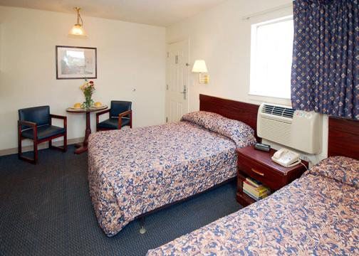 Stay Inn & Suites - Stockbridge Ruang foto